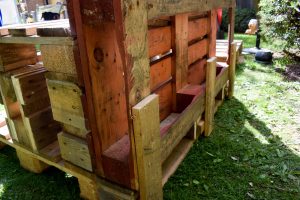 How To Make a Mud Kitchen - back detail