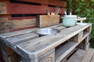 How To Make a Mud Kitchen - the end result