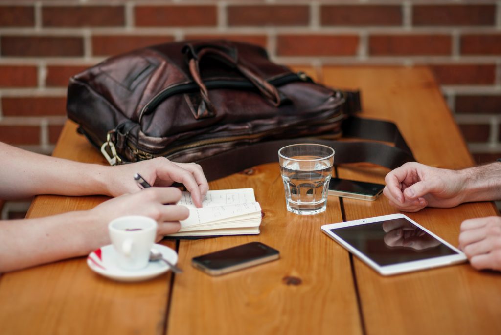 Smart Travel: Using Technology to Stay Healthy and Fit on the Go