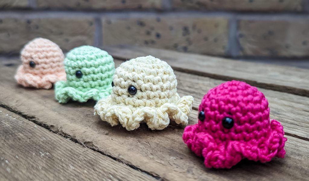 Free Crochet Pattern - Tiny Octopus