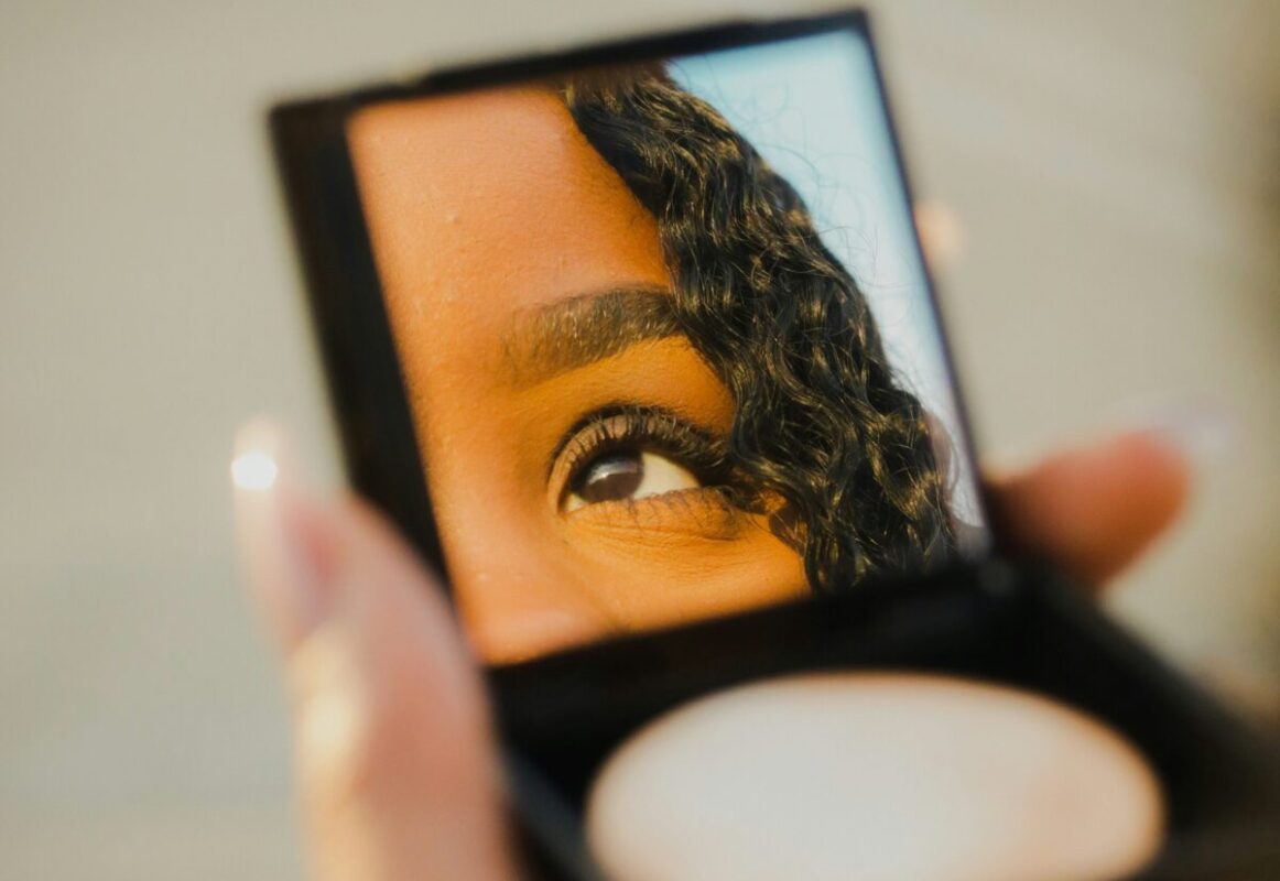 The Subtle Touch: Enhancing Natural Beauty with Just a Few Essentials